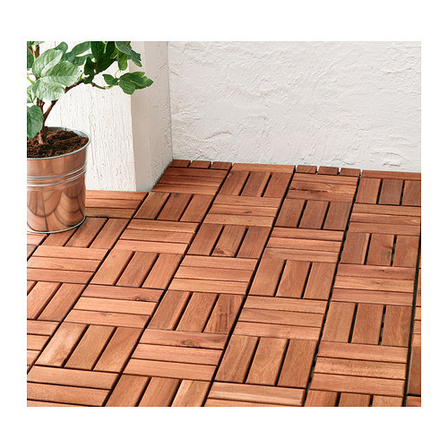 CONSIDER A NEW LOOK FOR YOUR BALCONY