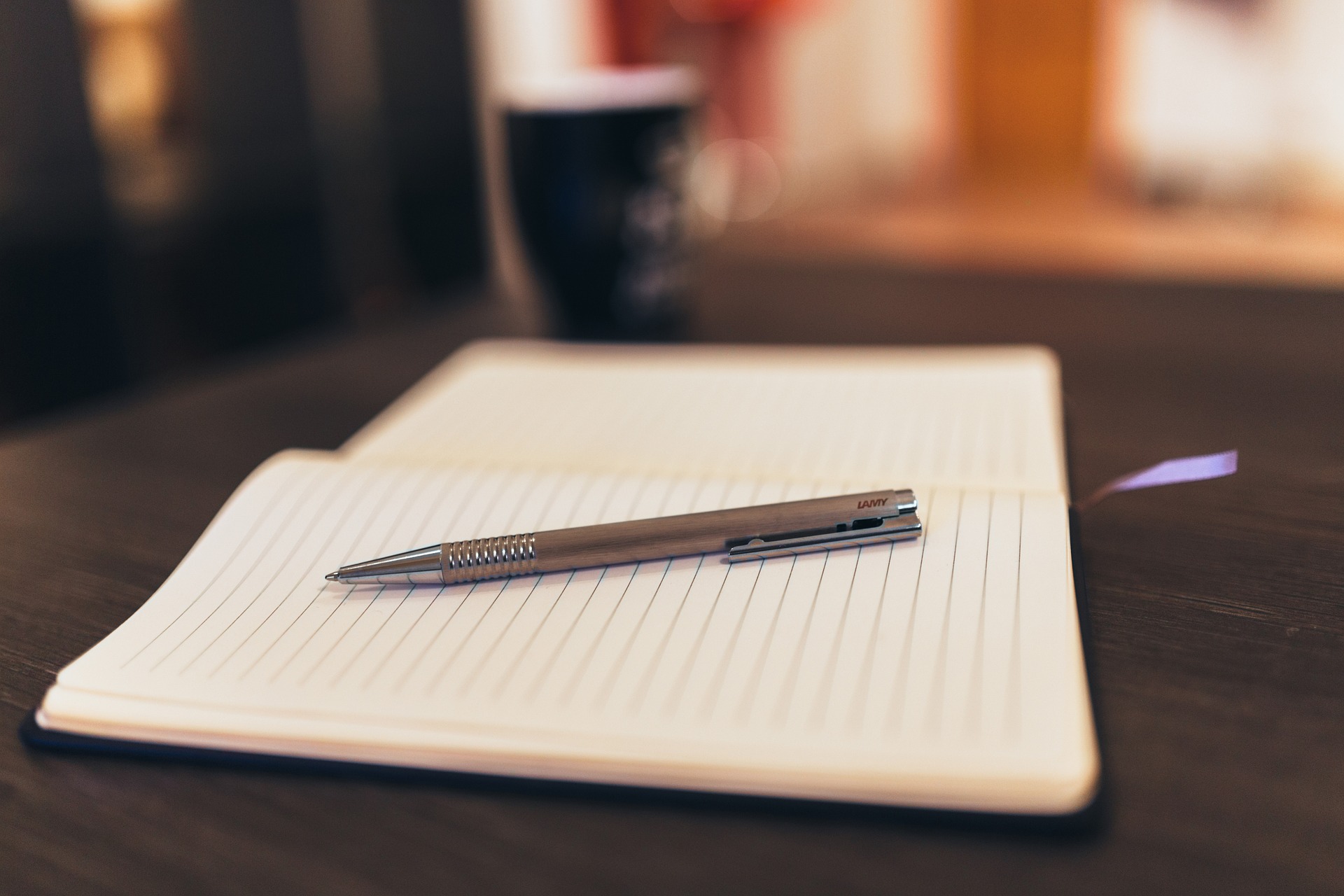 THREE LISTS TO MAKE WHEN SELLING YOUR HOME