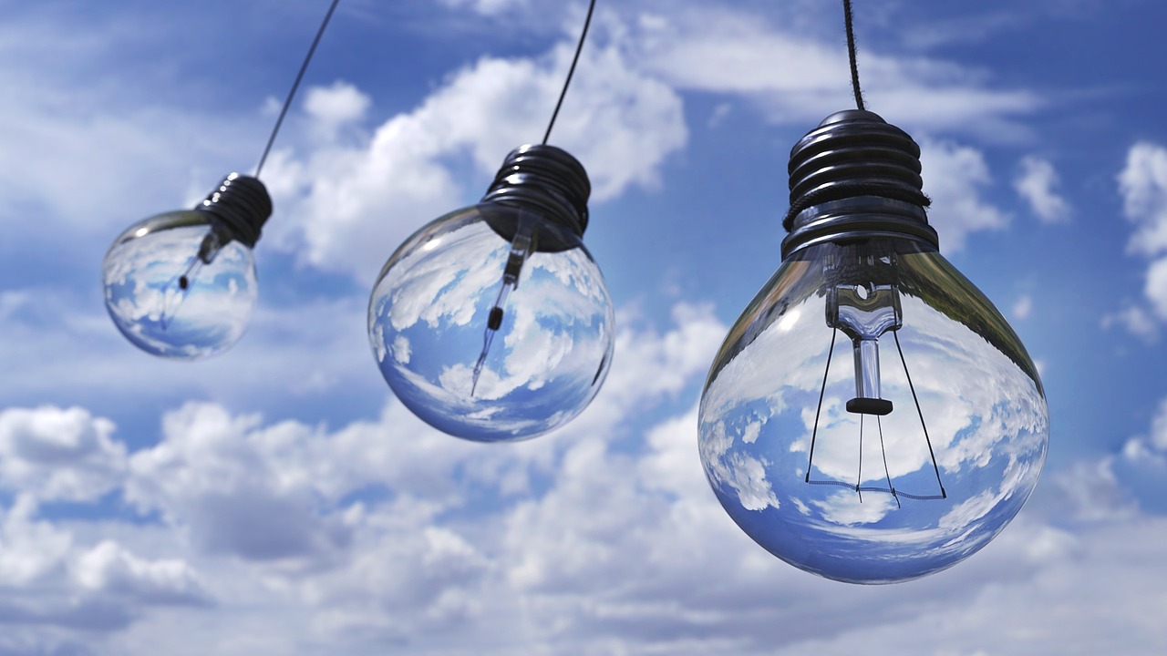 HOW TO CUT YOUR ELECTRICITY BILL IN HALF