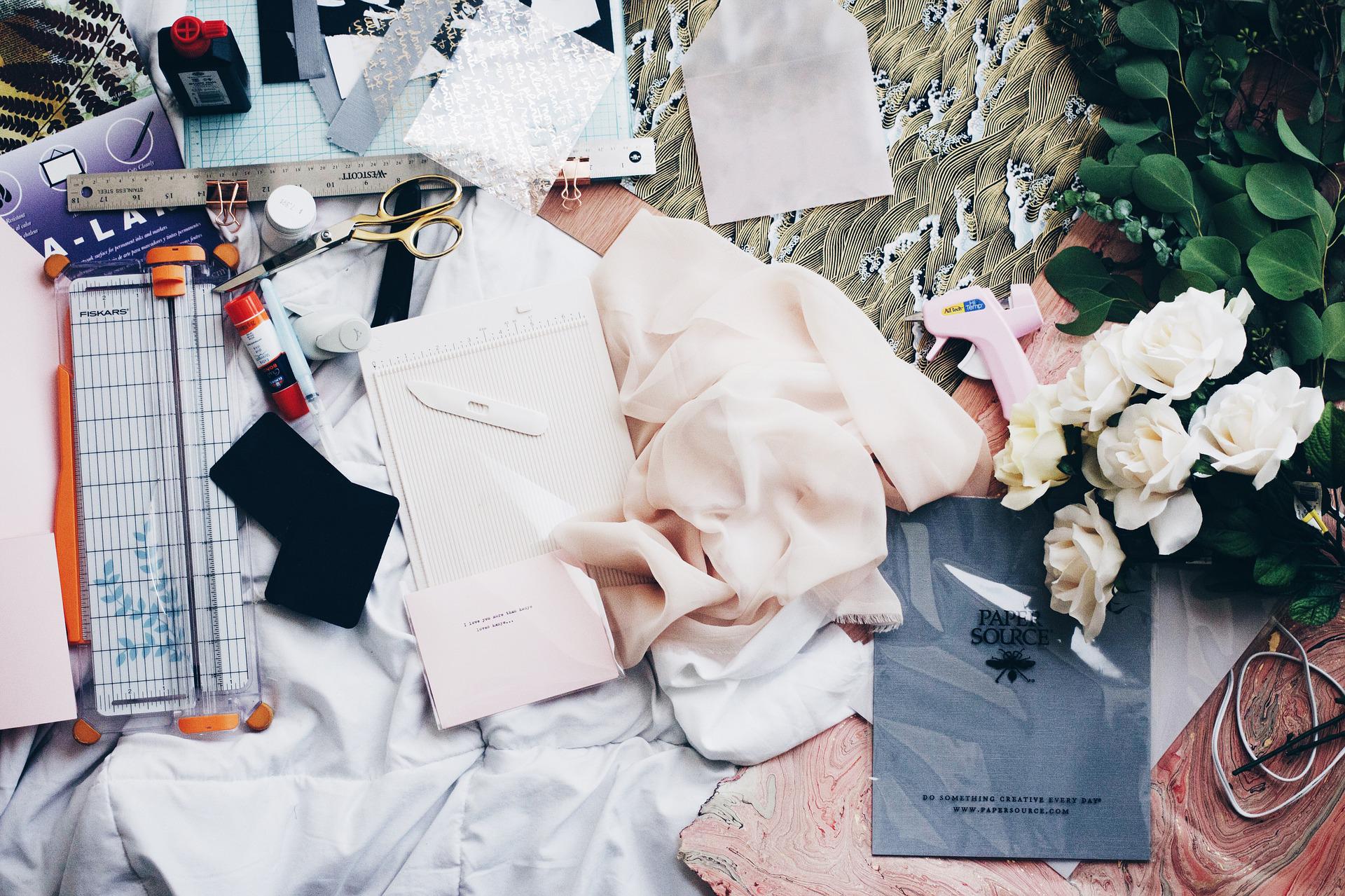 6 reasons why decluttering improves your life